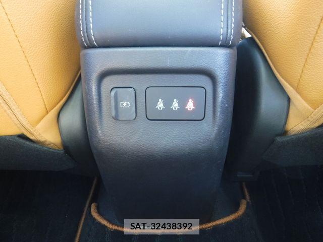 Nissan KICKS 2021-06 7508930-26