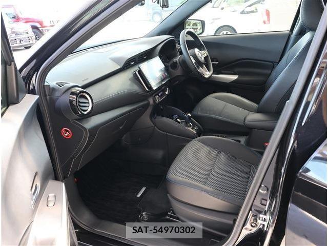 Nissan KICKS 2022-04 7501113-18