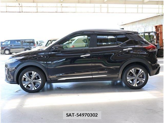 Nissan KICKS 2022-04 7501113-27