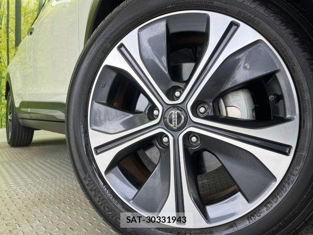 Nissan KICKS 2021-05 7501112-13