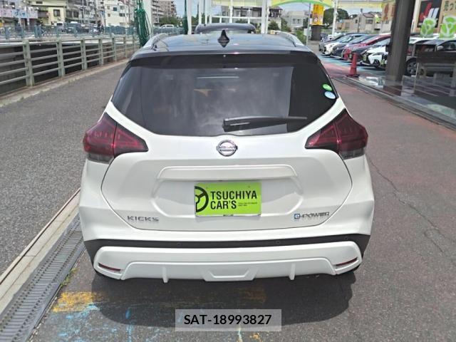 Nissan KICKS 2020-10 7501115-10