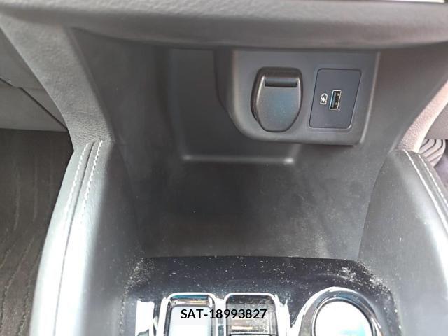 Nissan KICKS 2020-10 7501115-17