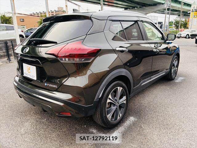Nissan KICKS 2020-09 7501119-17