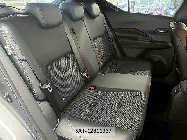 Nissan KICKS 2021-10 7501106-5