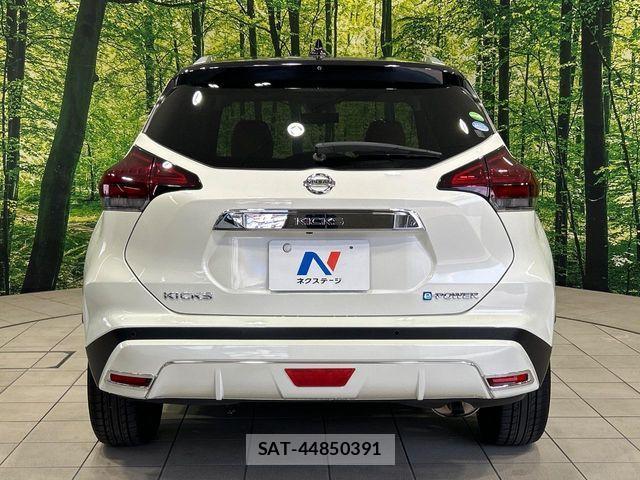 Nissan KICKS 2021-02 7501108-14