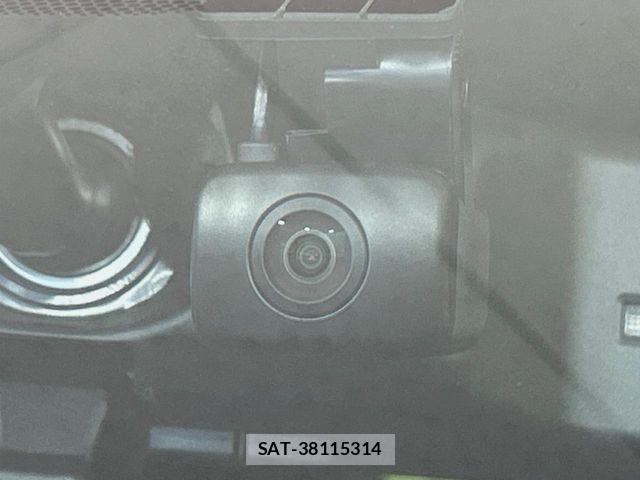 Nissan KICKS 2021-09 7562295-5