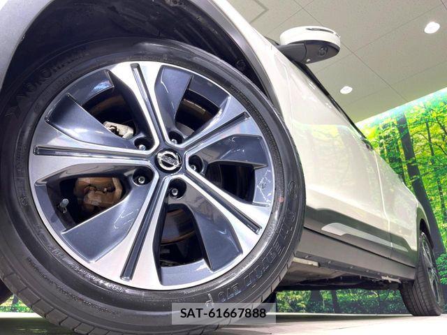 Nissan KICKS 2021-09 7562296-12