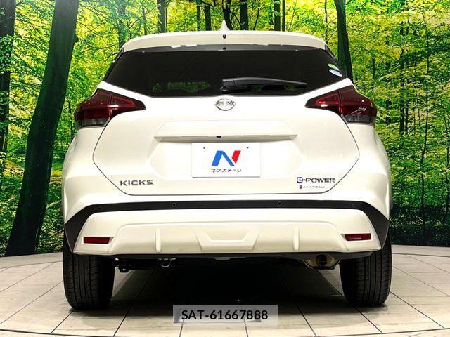 Nissan KICKS 2021-09 7562296-14