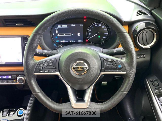 Nissan KICKS 2021-09 7562296-7