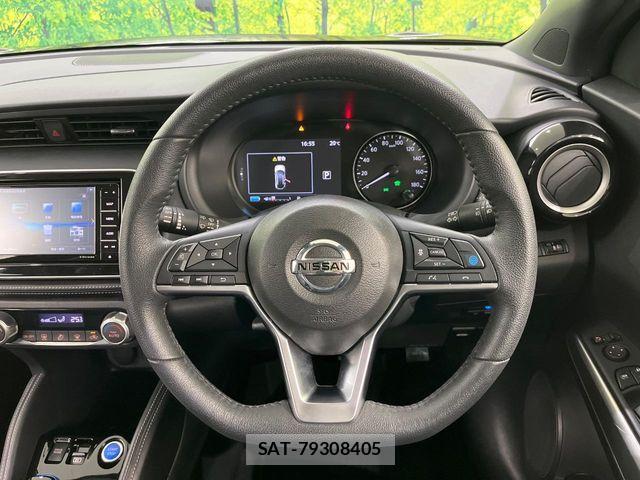 Nissan KICKS 2022-03 7617395-10