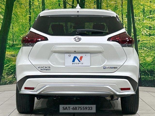 Nissan KICKS 2021-12 7617397-14