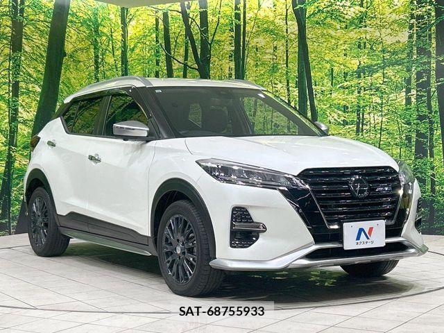 Nissan KICKS 2021-12 7617397-15