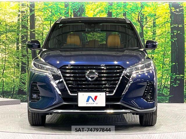 Nissan KICKS 2022-04 7617400-13