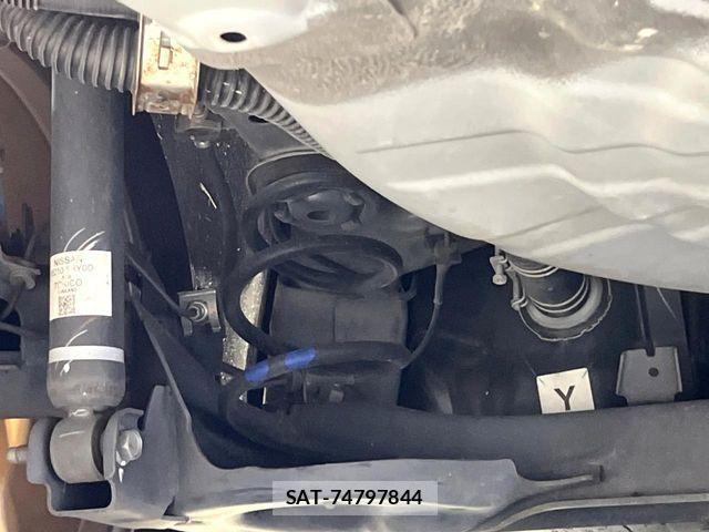 Nissan KICKS 2022-04 7617400-19