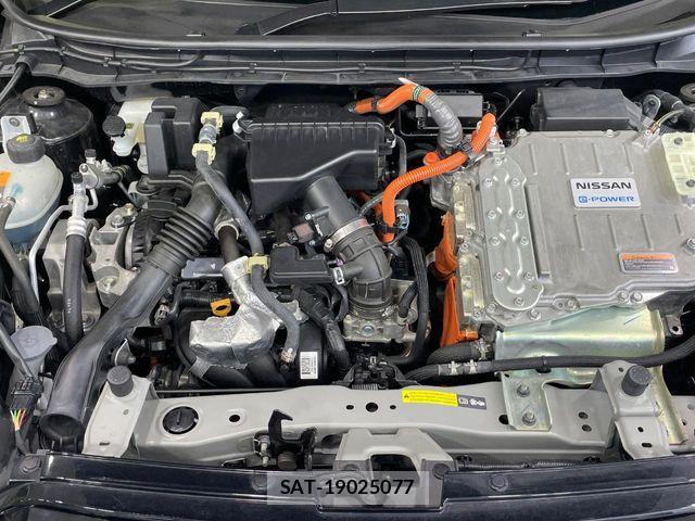 Nissan KICKS 2021-08 7617394-17