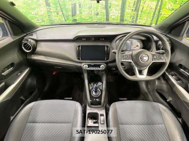 Nissan KICKS 2021-08 7617394-1