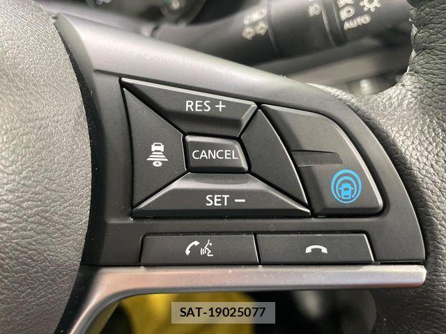 Nissan KICKS 2021-08 7617394-5
