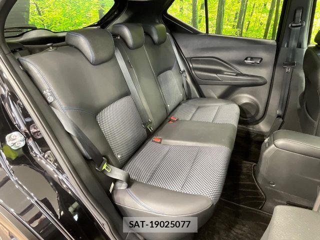 Nissan KICKS 2021-08 7617394-8