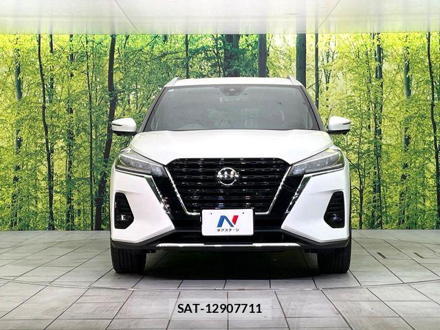 Nissan KICKS 2021-09 7617396-13