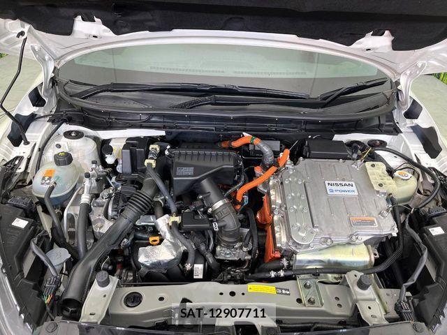 Nissan KICKS 2021-09 7617396-17