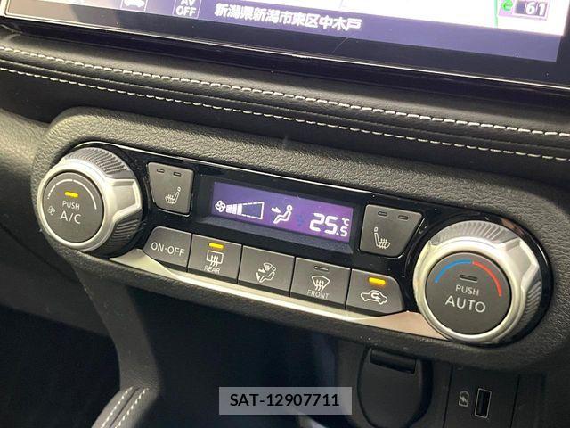 Nissan KICKS 2021-09 7617396-6