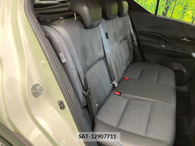 Nissan KICKS 2021-09 7617396-8
