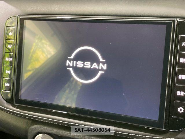 Nissan KICKS 2021-08 7617398-2