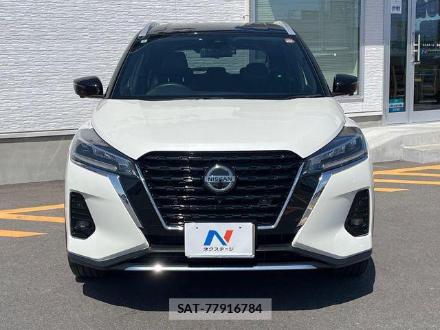 Nissan KICKS 2020-12 7617401-13