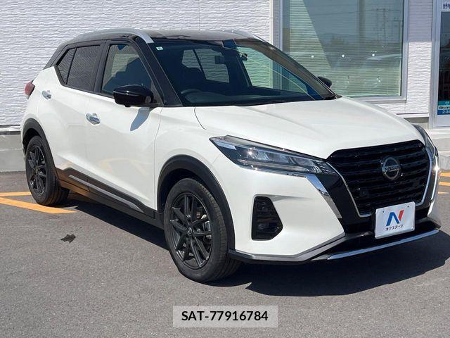 Nissan KICKS 2020-12 7617401-15