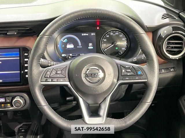 Nissan KICKS 2023-10 7724672-11