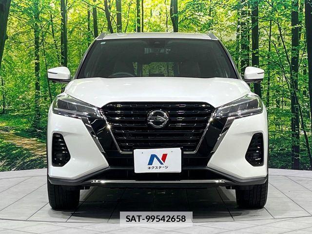 Nissan KICKS 2023-10 7724672-14