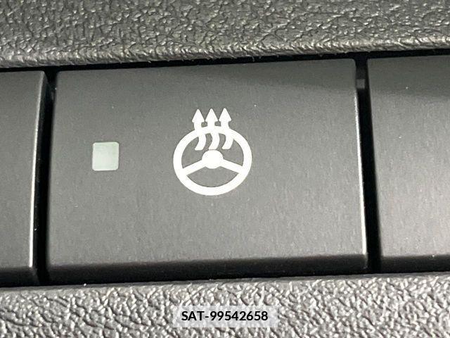Nissan KICKS 2023-10 7724672-7