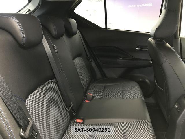 Nissan KICKS 2023-09 7724677-18