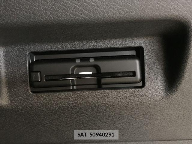Nissan KICKS 2023-09 7724677-27