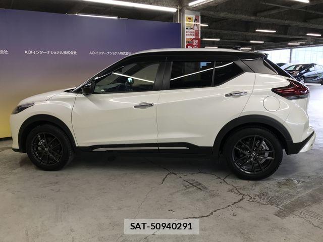 Nissan KICKS 2023-09 7724677-7
