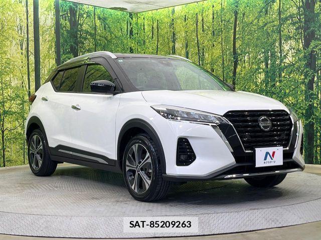Nissan KICKS 2022-04 7724682-15