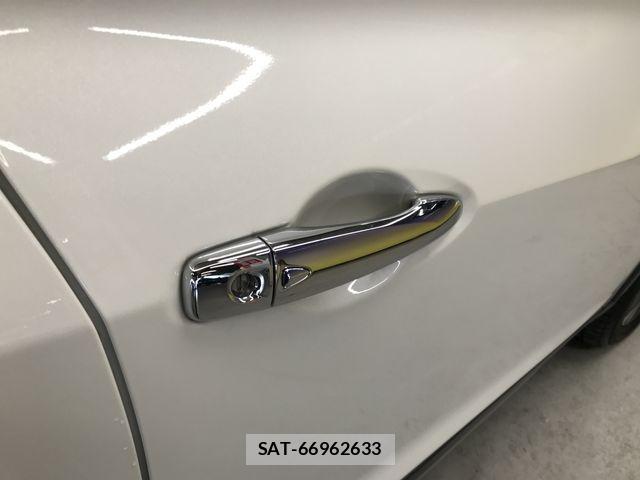 Nissan KICKS 2023-12 7724673-24