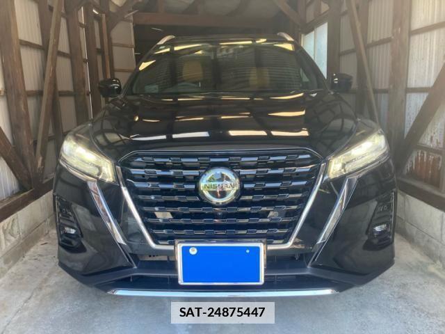 Nissan KICKS 2023-10 7786101-0