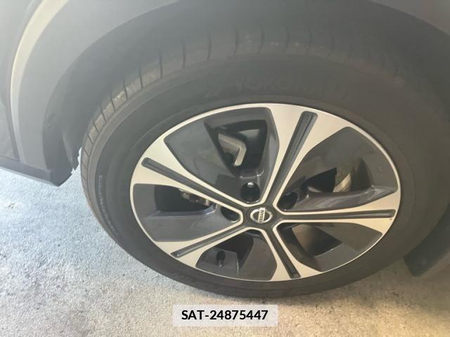 Nissan KICKS 2023-10 7786101-9