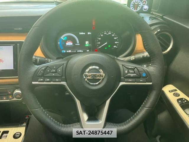 Nissan KICKS 2023-10 7786101-13