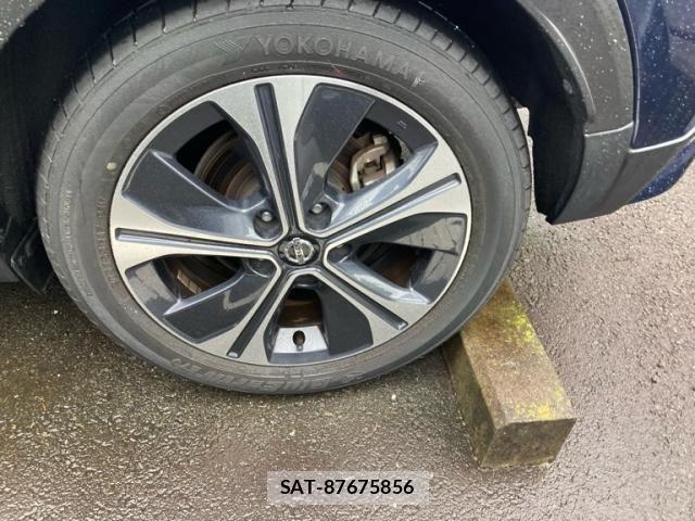 Nissan KICKS 2020-09 7786085-9