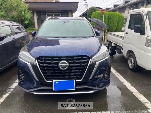 Nissan KICKS 2020-09 7786085-1
