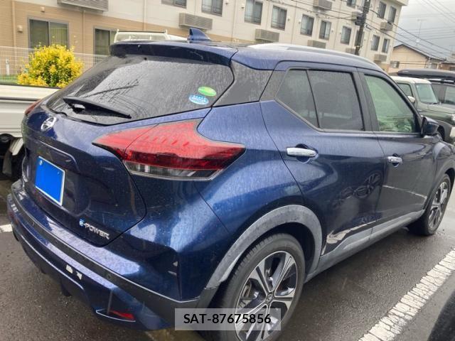 Nissan KICKS 2020-09 7786085-3