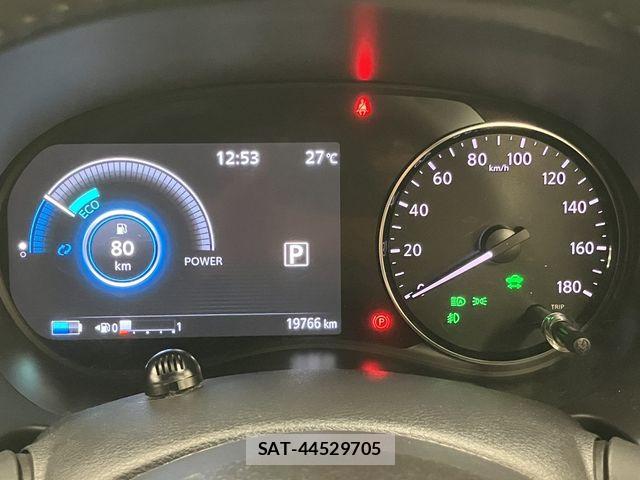 Nissan KICKS 2021-06 7877118-28