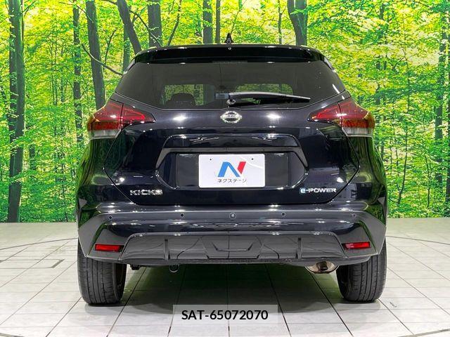 Nissan KICKS 2021-07 7877117-14