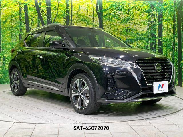 Nissan KICKS 2021-07 7877117-15
