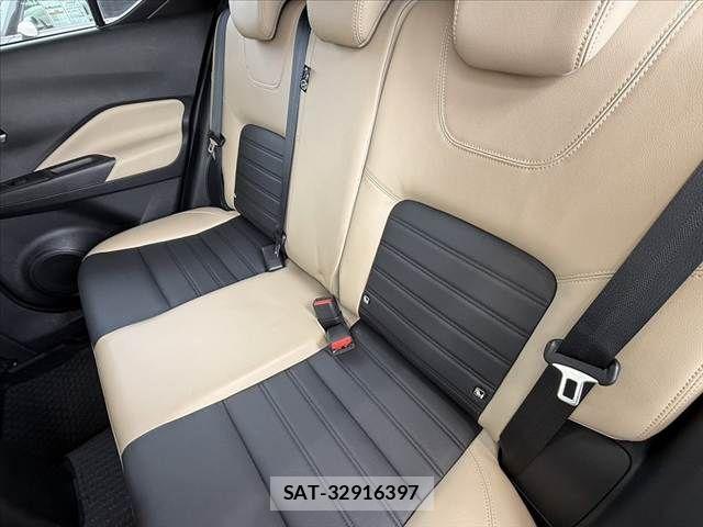Nissan KICKS 2023-03 7877116-18