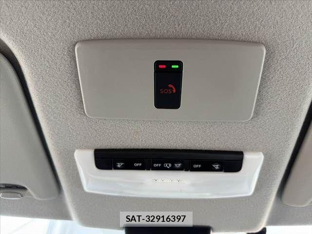 Nissan KICKS 2023-03 7877116-25