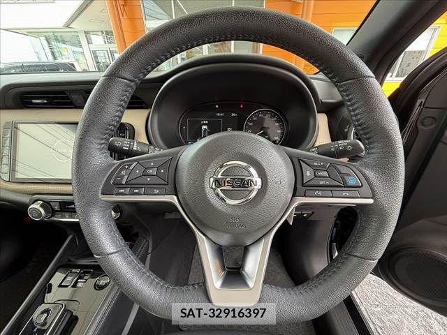 Nissan KICKS 2023-03 7877116-28