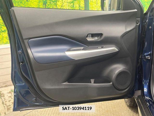 Nissan KICKS 2021-09 7877115-19